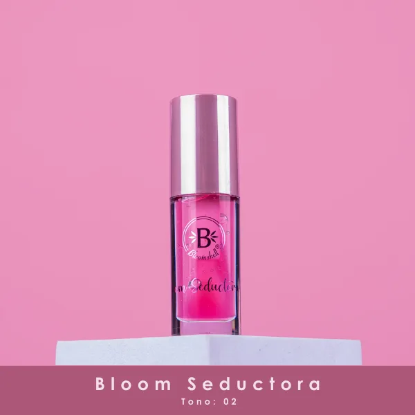 Lip gloss seductora Bloomshell — foto 3 de 4
