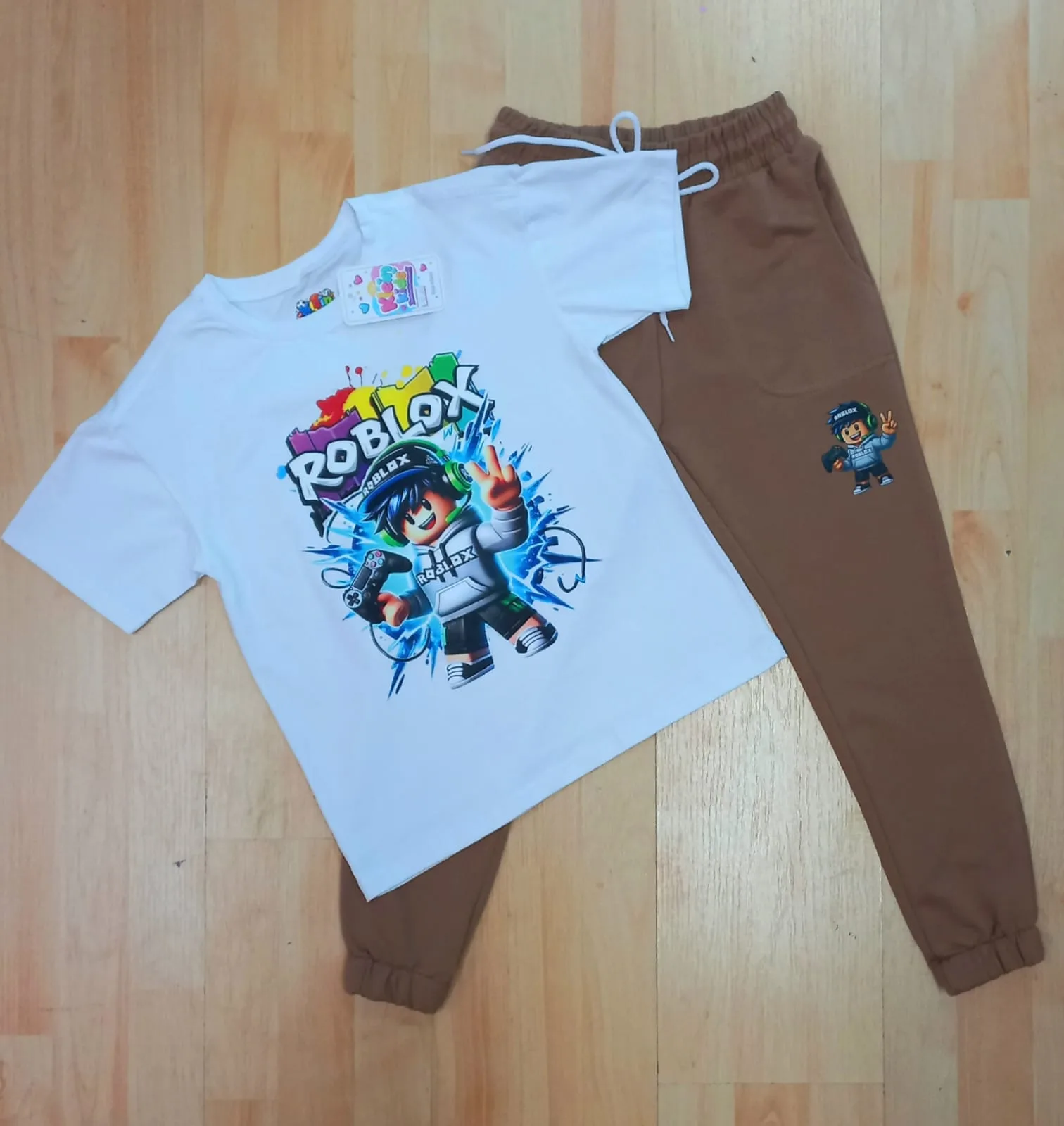 Conjunto Niño — foto 1 de 2