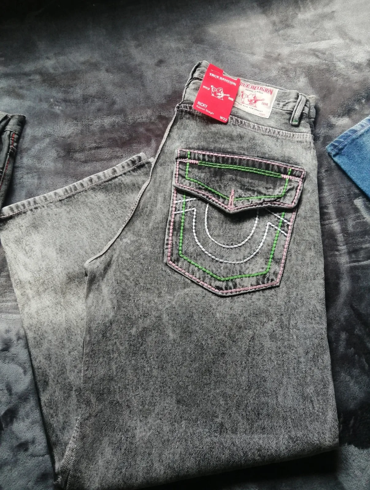 Jean True Religión Color Gris Hilos Rosados