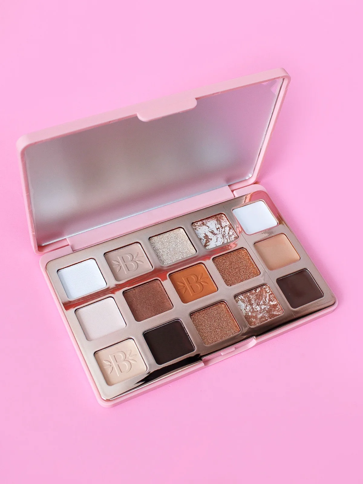 Paleta de sombras bloom nude allure Bloomshell — foto 2 de 2