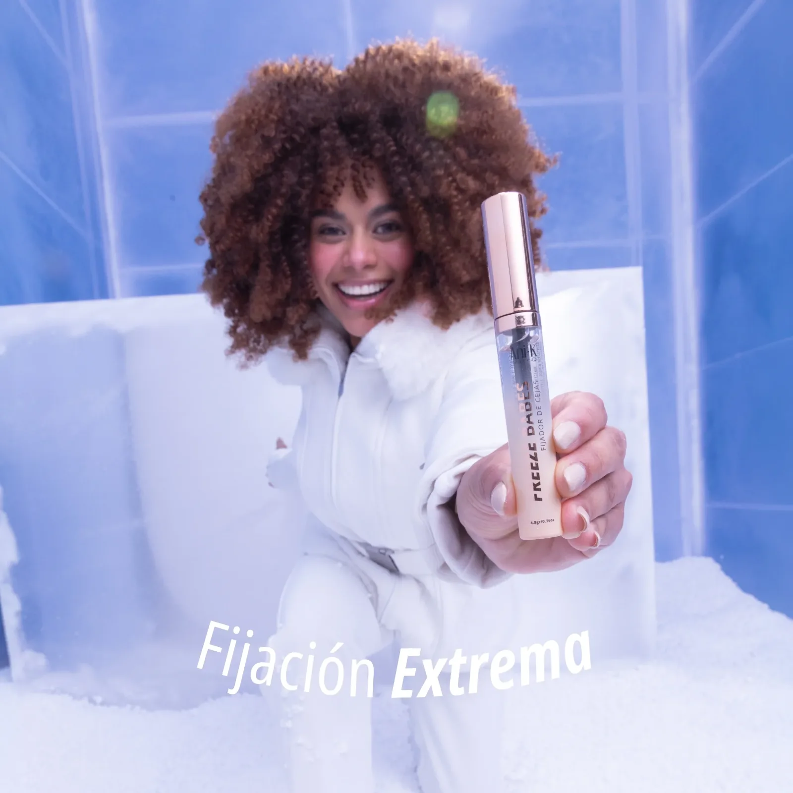 Gel Fijador de Cejas Freeze Babes Anik — foto 4 de 5