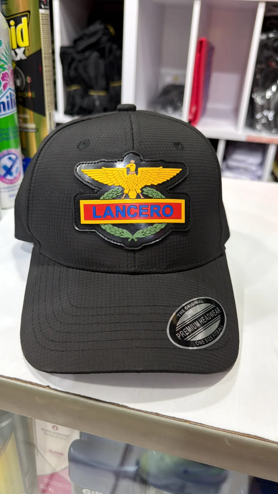 GORRAS  PVC