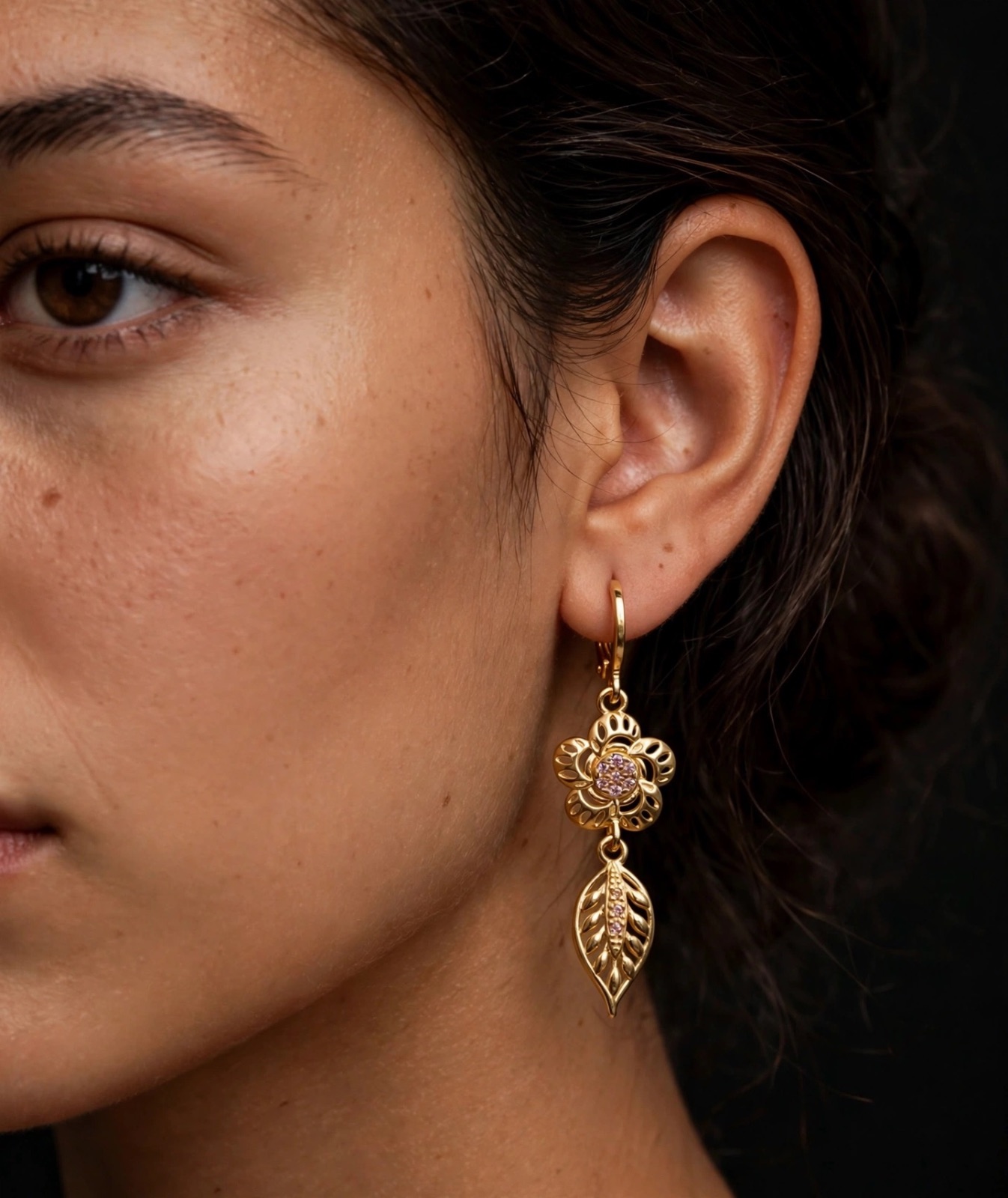 ARETES COLGANTES DORADOS — foto 1 de 6