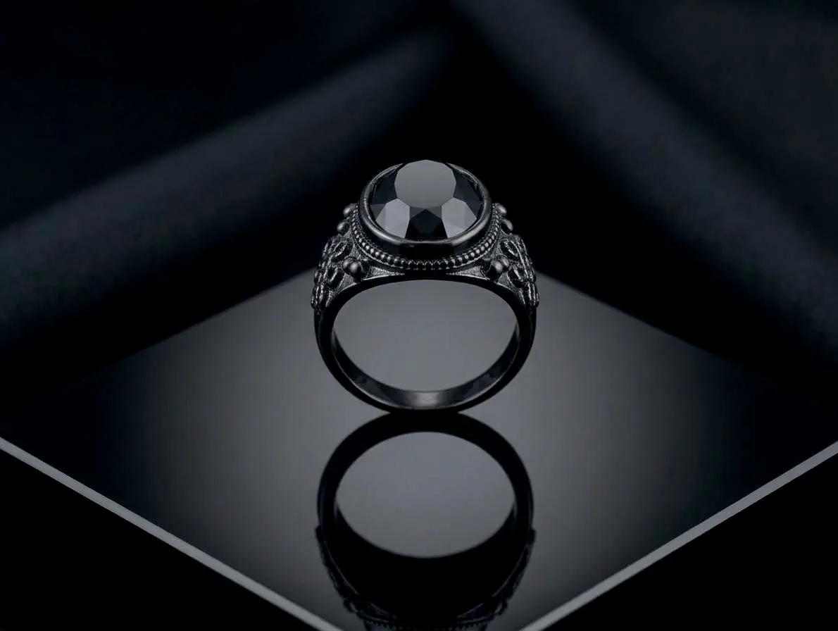Anillo gótico en Aleación con decoración — foto 4 de 5