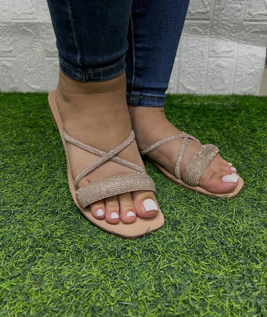 Sandalia plana ref Kiara — foto 2 de 3