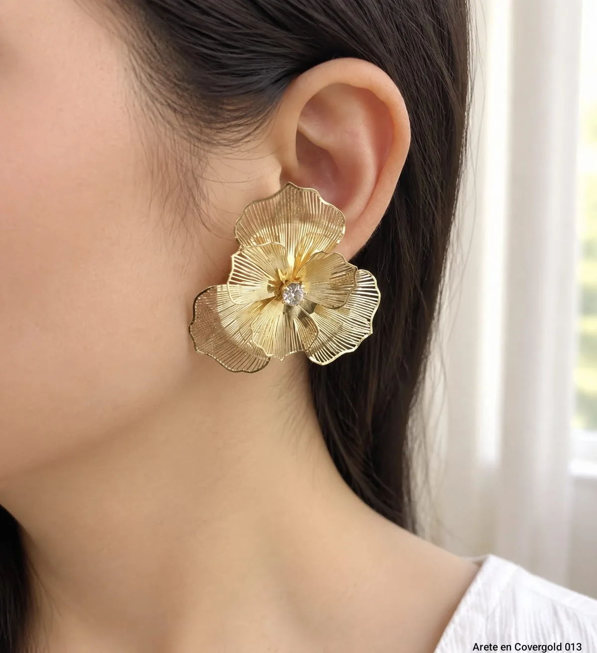 arete flor relieve — foto 4 de 4