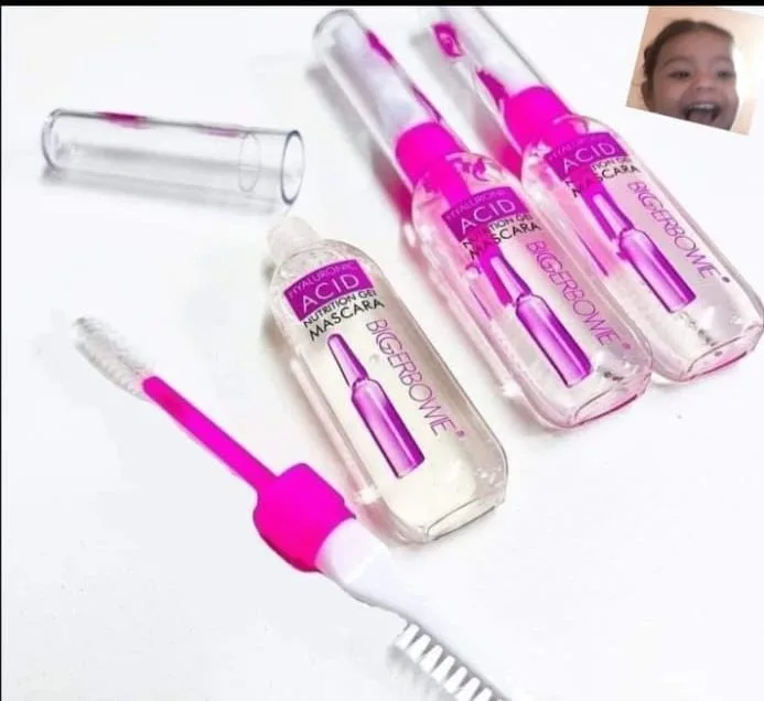 pestañina En gel