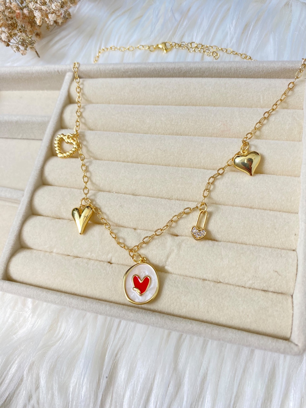 Collar Chamrs