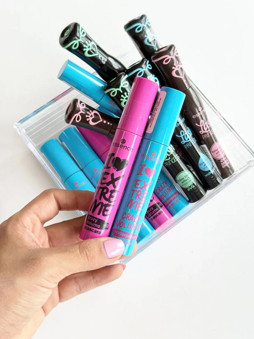 Pestañina I Love Extreme Crazy Volume Essence — foto 2 de 2