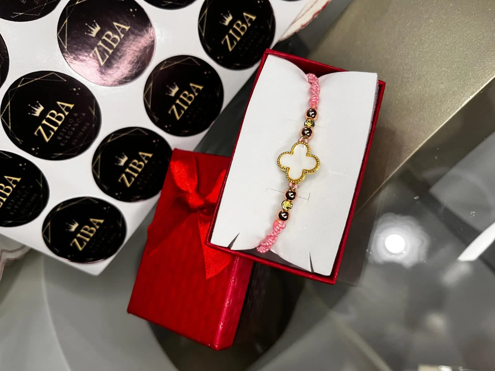 Manilla van cleef