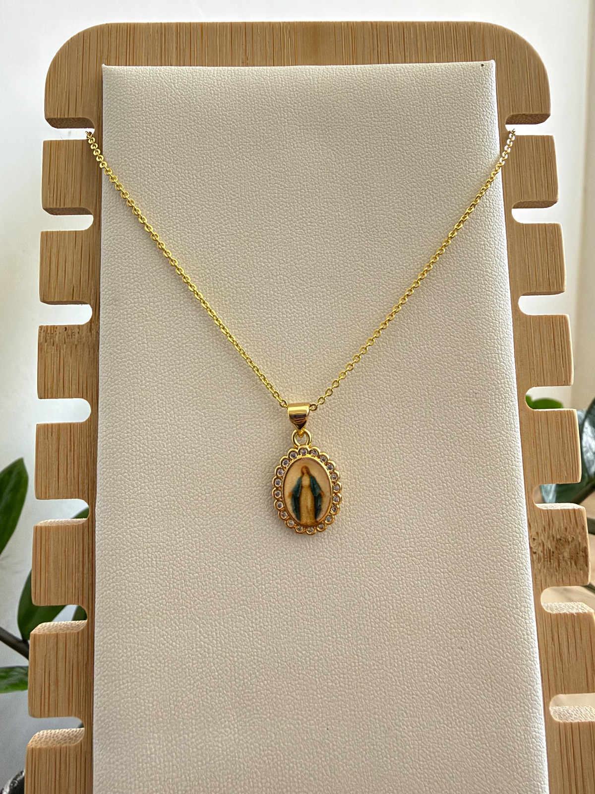 Cadena religiosa virgen — foto 2 de 2