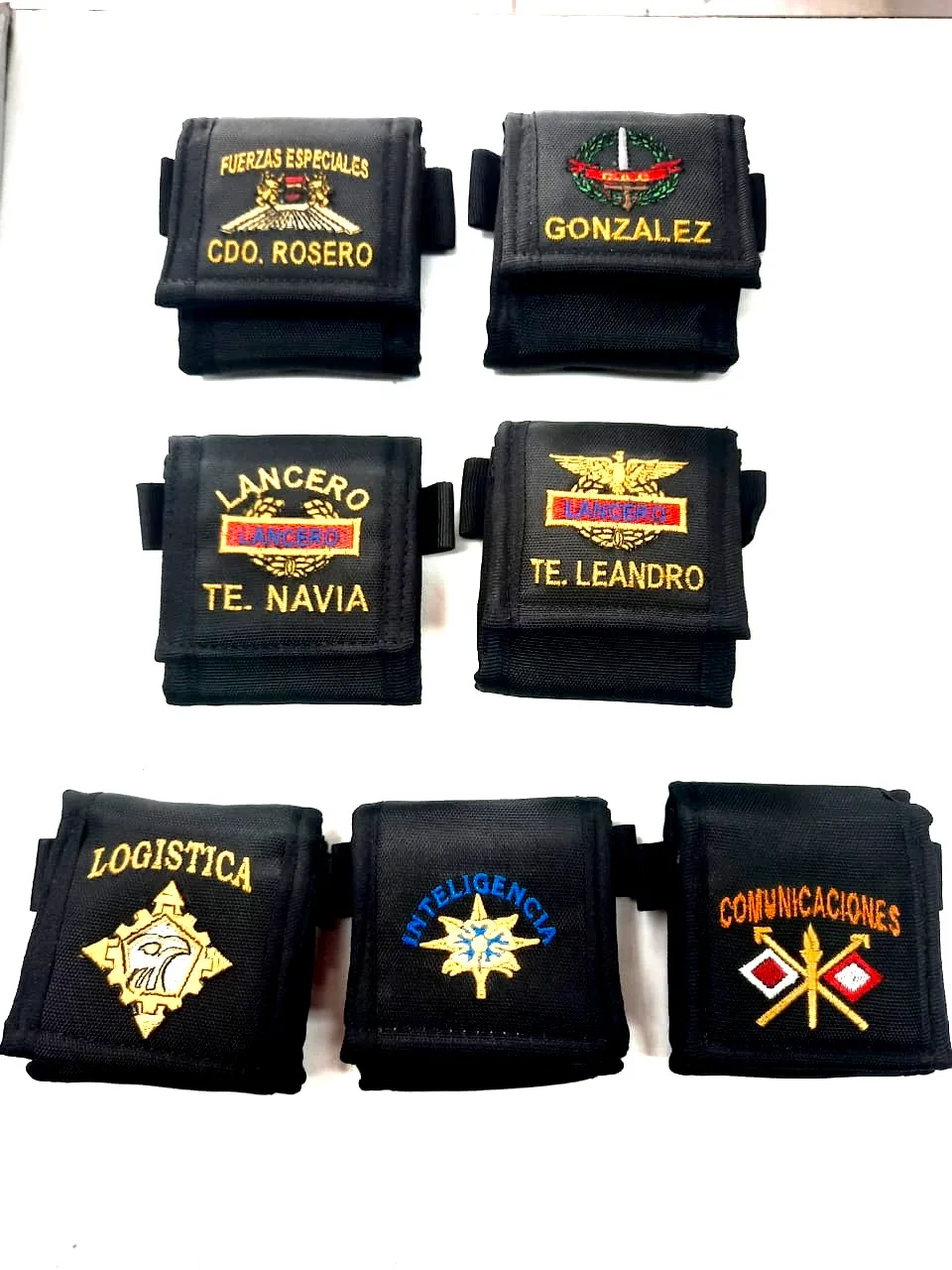 MONEDEROS ARMAS