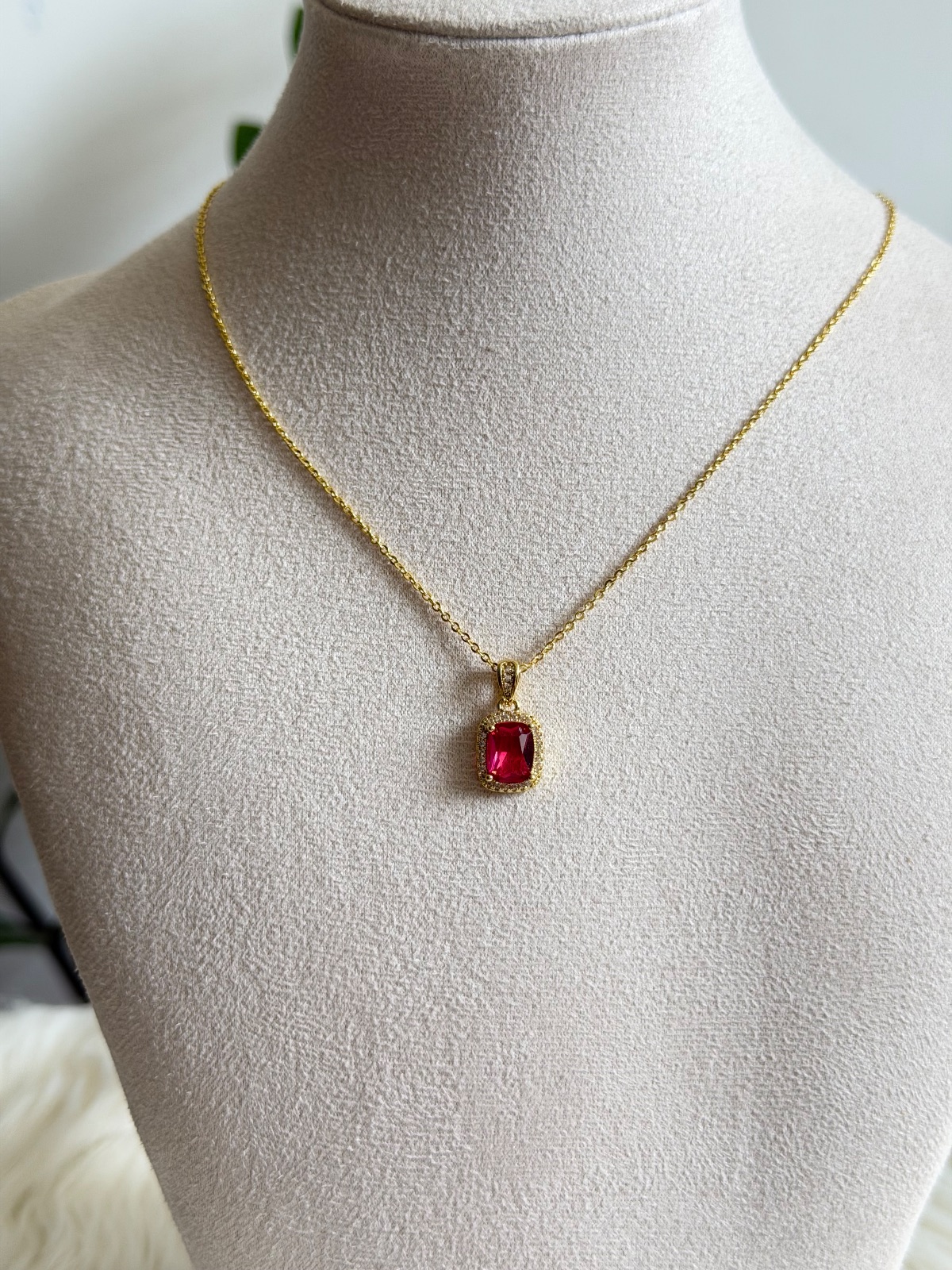 Cadena Ruby — foto 2 de 2