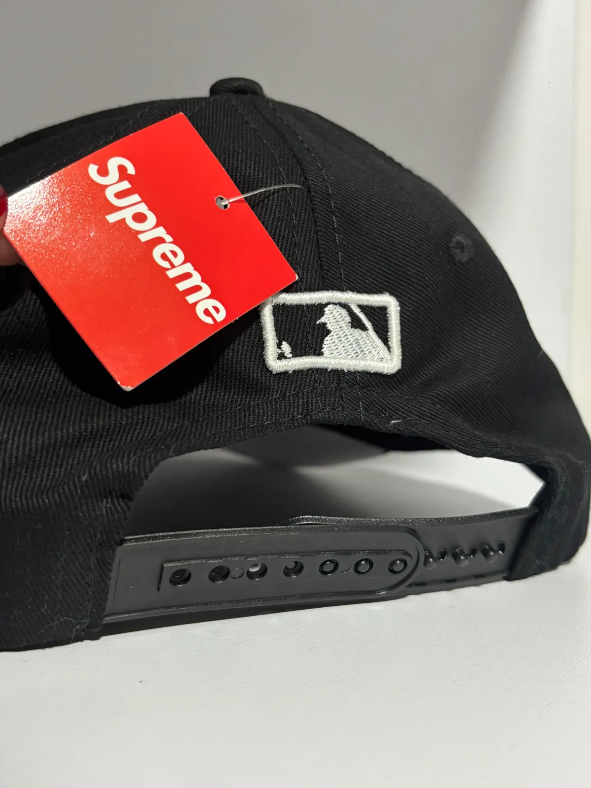 Supreme new era