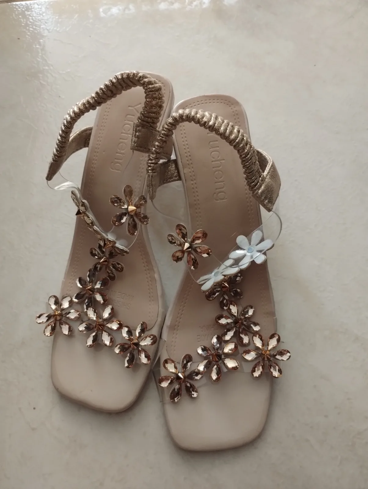 Sandalias dama talla 36 — foto 2 de 4