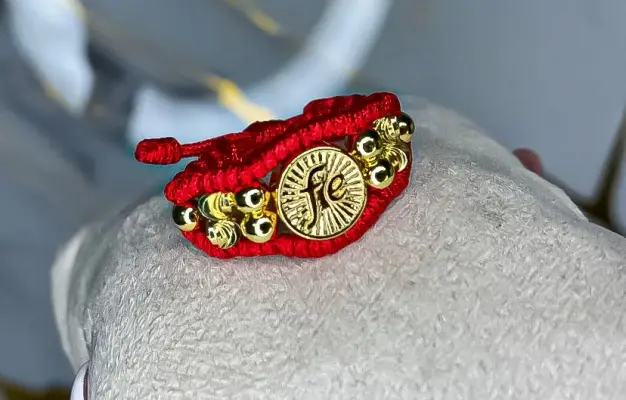 Anillo tejido