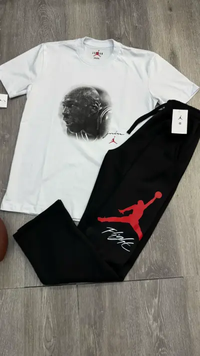 Camiseta Y sudadera