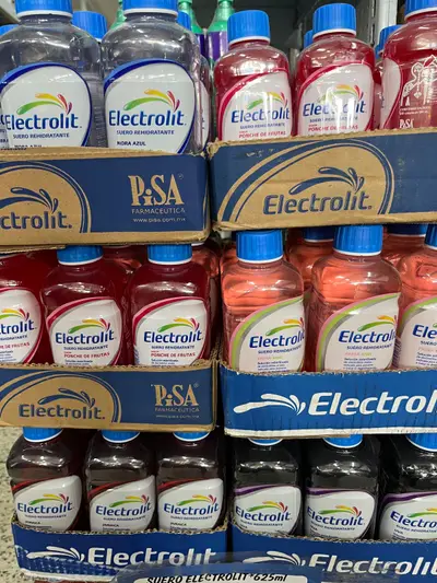 Electrolit und.