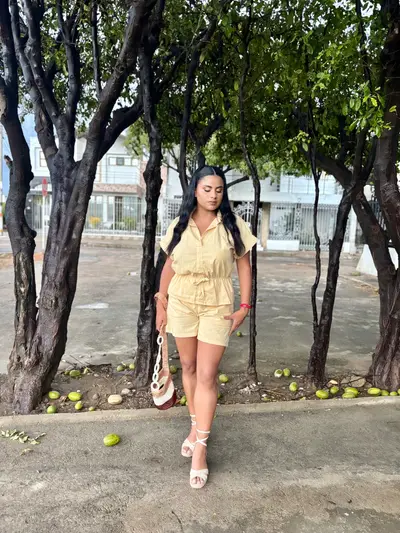 Set dayana