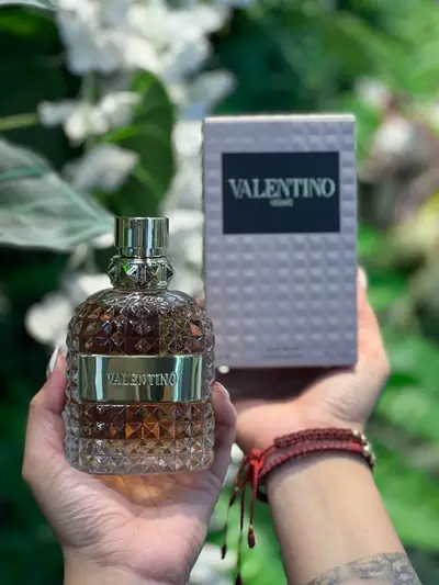 Valentino Uomo – Elegancia y distinción