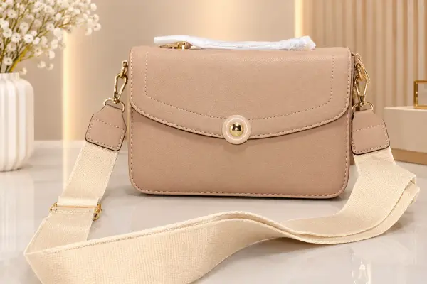 Bolso baúl café