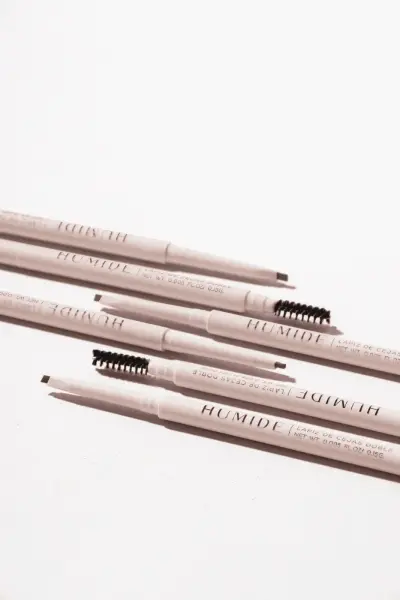 Lápiz para Cejas Retráctil Humide Montoc