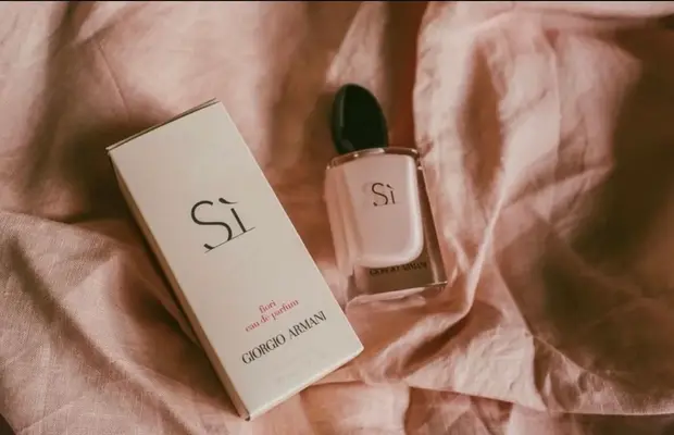 SI FIORI DE GIORGIO ARMANI