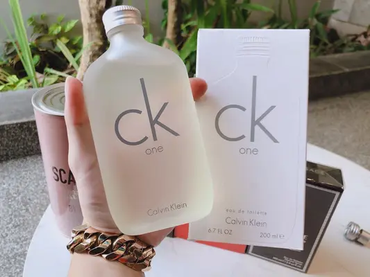 🖤 Perfume CK – Elegancia que deja huella
