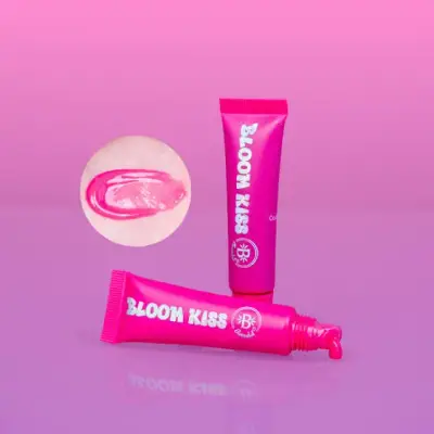 Bloom kiss cojin